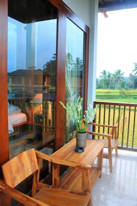 Villa Kemuning Теґалаланґ Екстер'єр фото