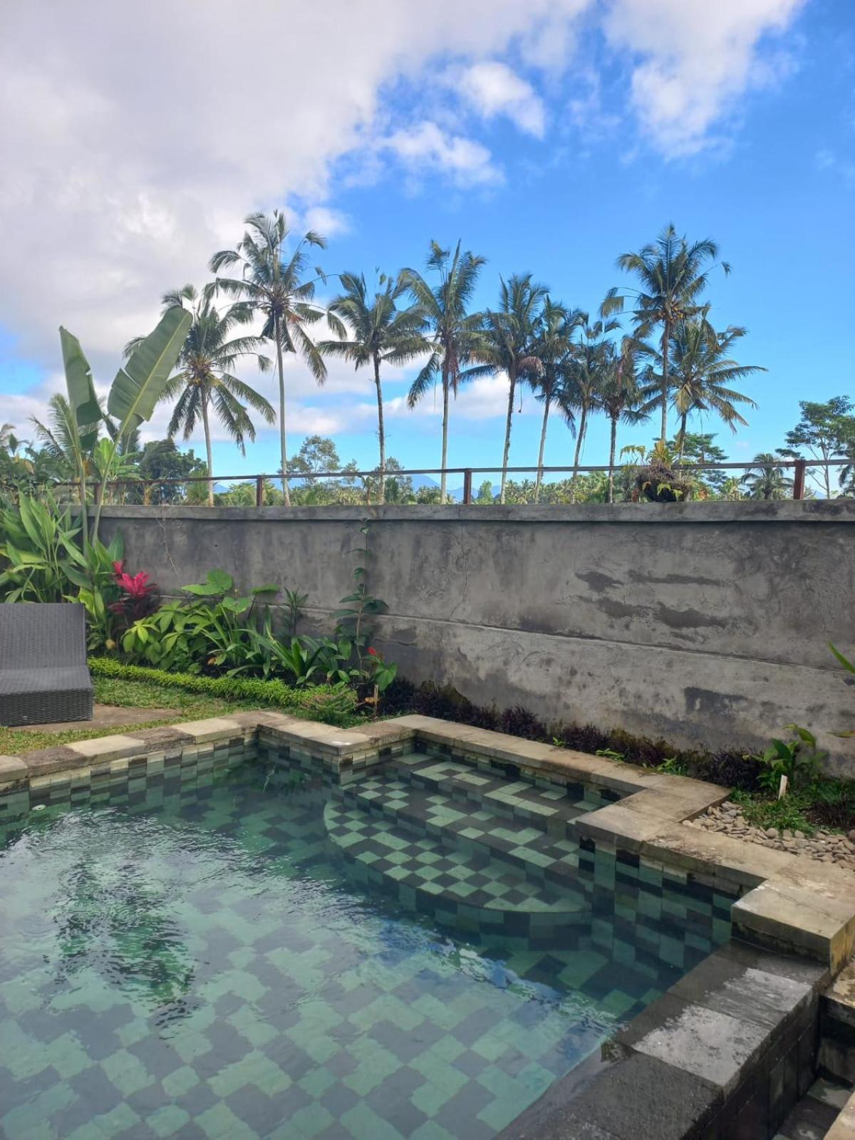 Villa Kemuning Теґалаланґ Екстер'єр фото